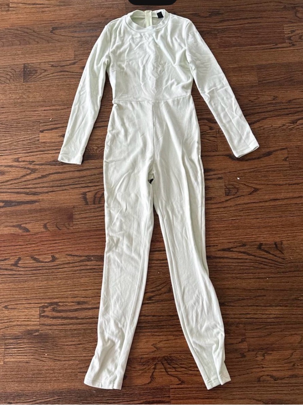SHEIN Pale Green Long-Sleeve Jumpsuit